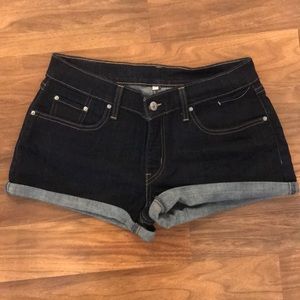 LEVI SHORTS SZ 27